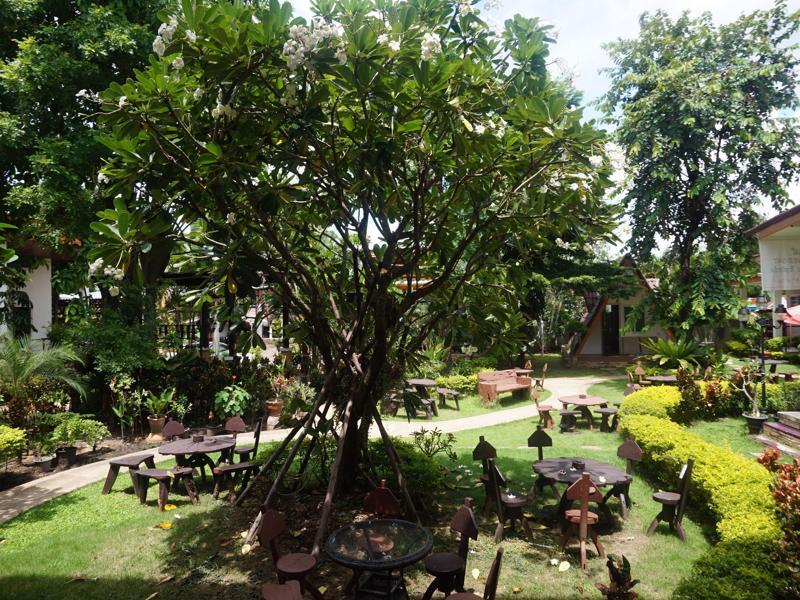 The Park Nangrong Resort Exterior photo
